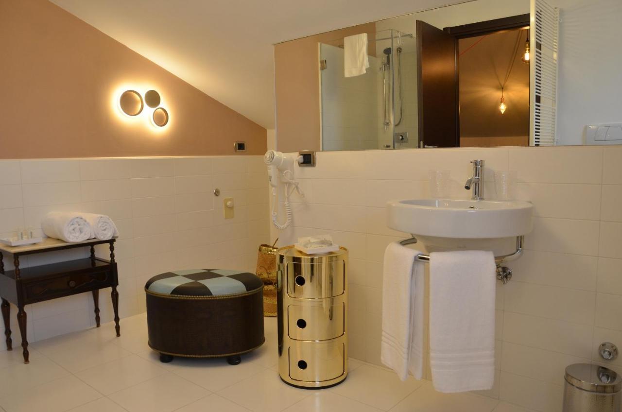 Riflessi Room&suite *